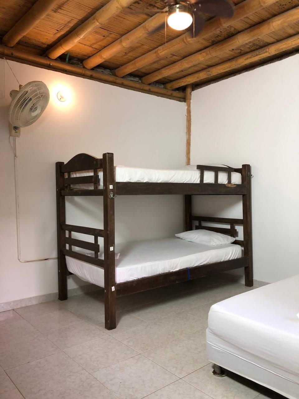 La Tortuga Hostel Taganga Extérieur photo