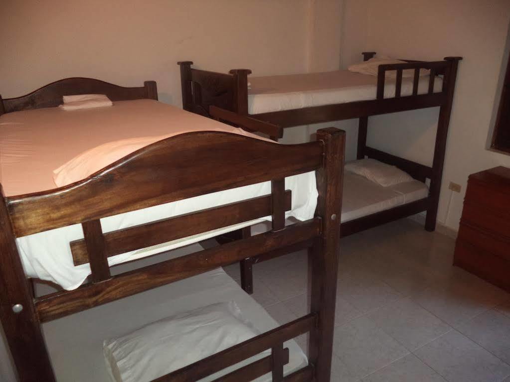 La Tortuga Hostel Taganga Extérieur photo